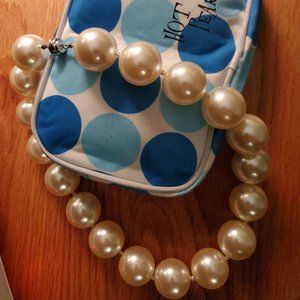 Hot Girls Pearls Ivory White 18" Cooling Necklace